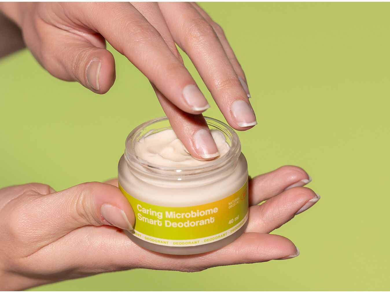 DESODORIZANTE NATURAL FRESHLY CARING MICROBIOME 40ML image number 1