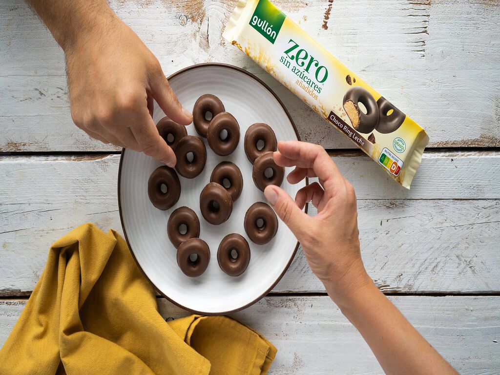 BOLACHAS AROS GULLON CHOCOLATE DE LEITE SEM A&Ccedil;&Uacute;CAR 150G image number 2