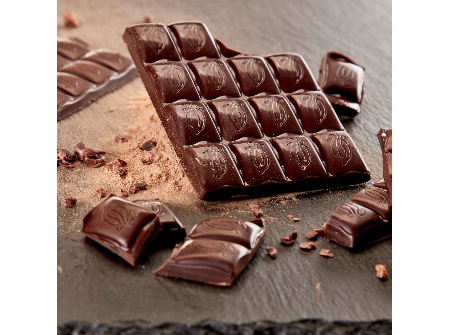 TABLETE NESTL&Eacute; MOMENTS CHOCOLATE PRETO 90G image number 1