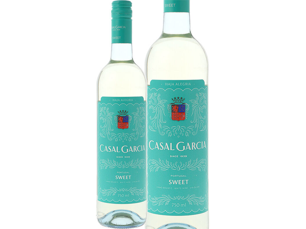 VINHO BRANCO CASAL GARCIA SWEET VINHO VERDE 0.75L image number 0