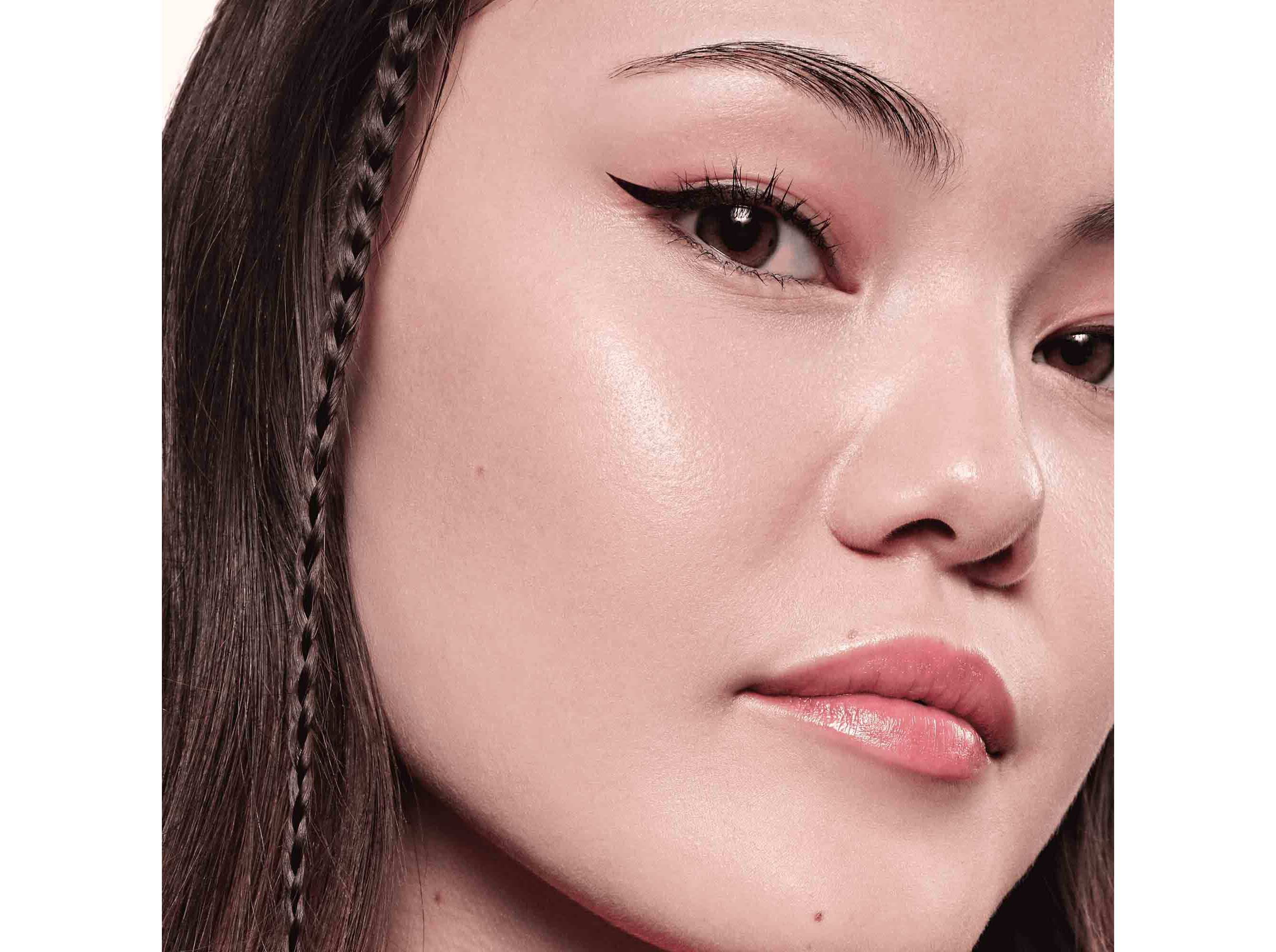 EYELINER ESSENCE PEN LONGLASTING 020 image number 3