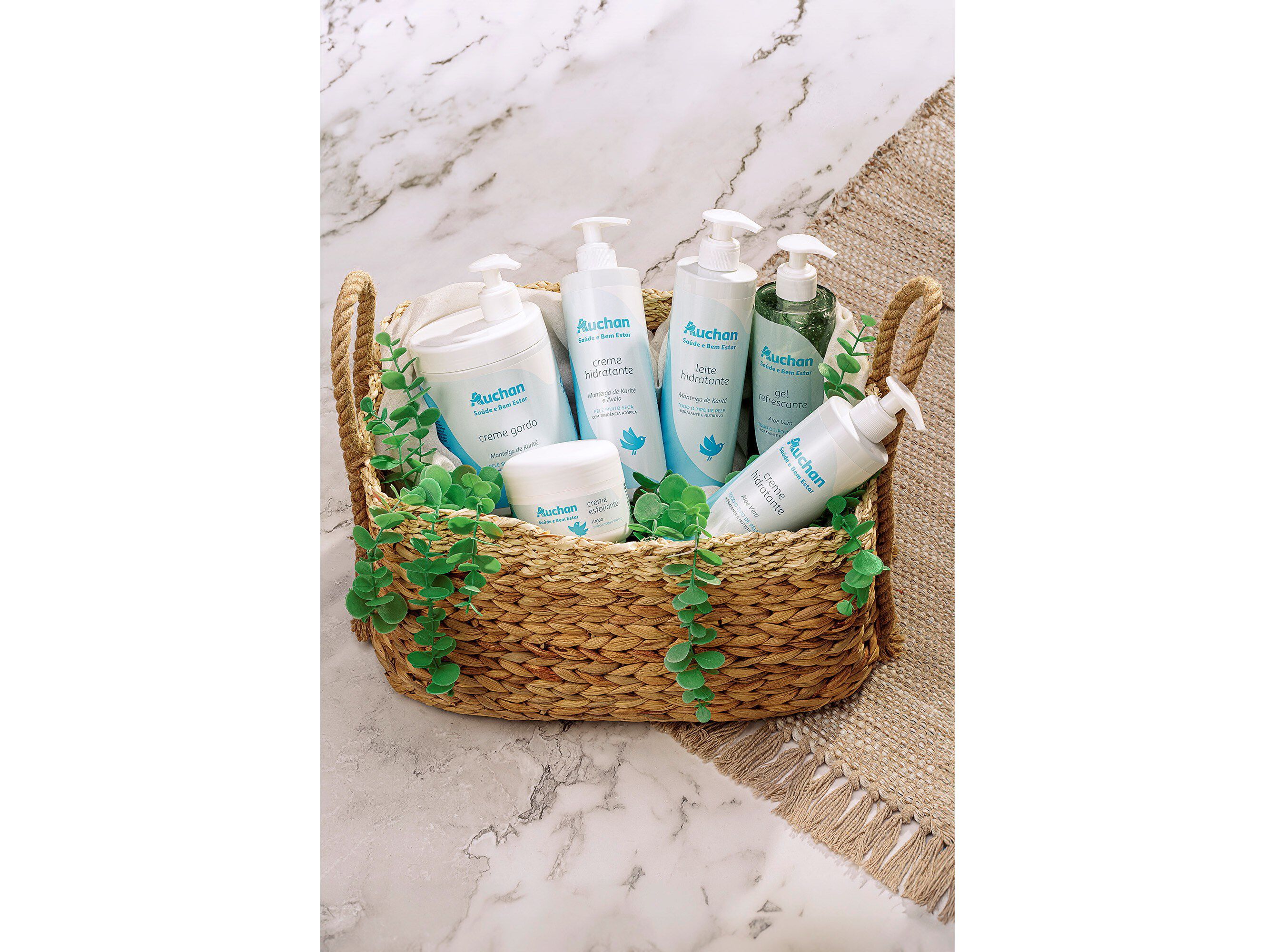 CREMES CORPO AUCHAN SA&Uacute;DE E BEM ESTAR PELE AT&Oacute;PICA 500ML image number 2