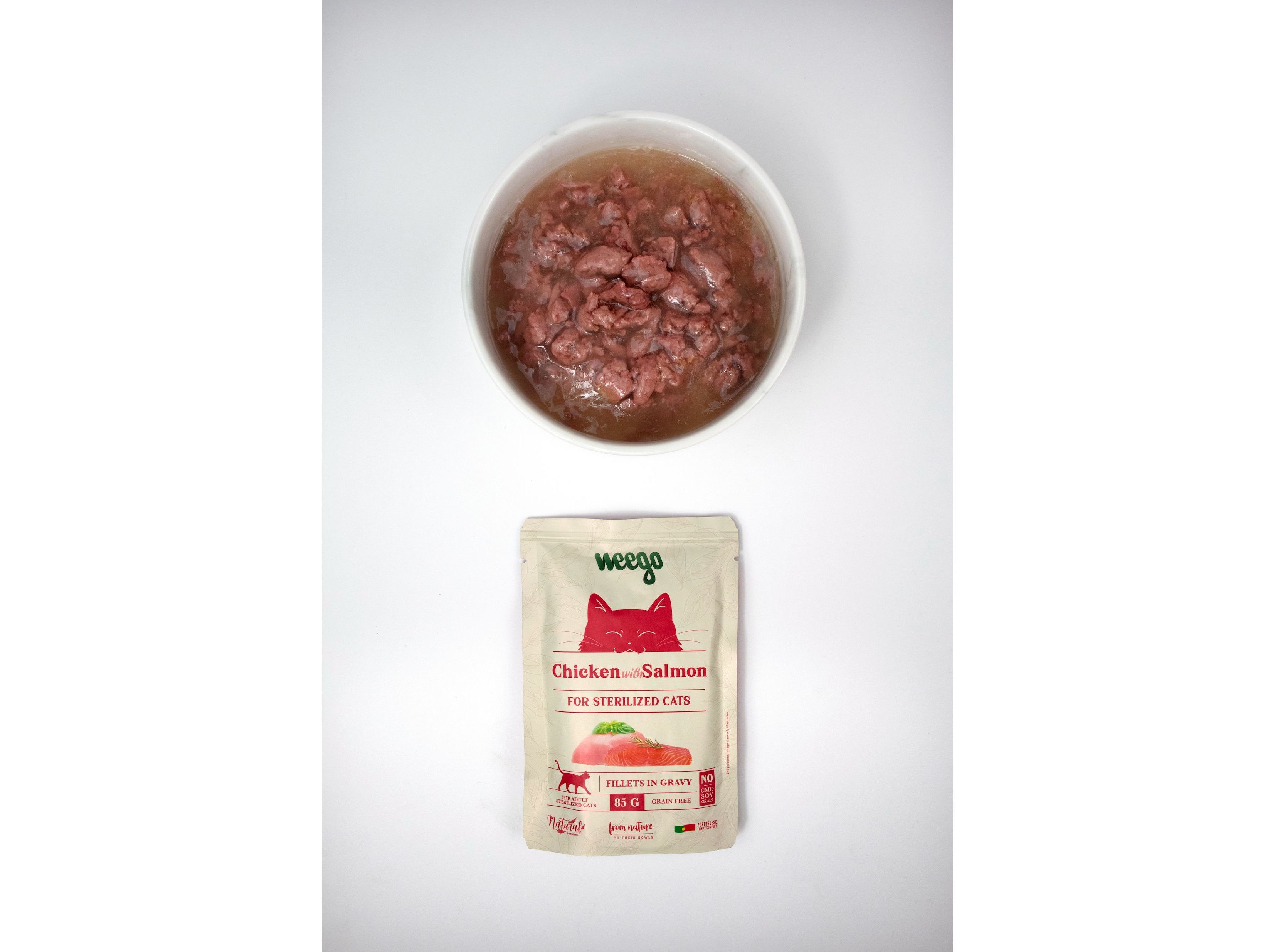 COMIDA H&Uacute;MIDA GATO WEEGO FRANGO/SALM&Atilde;O 85G image number 1