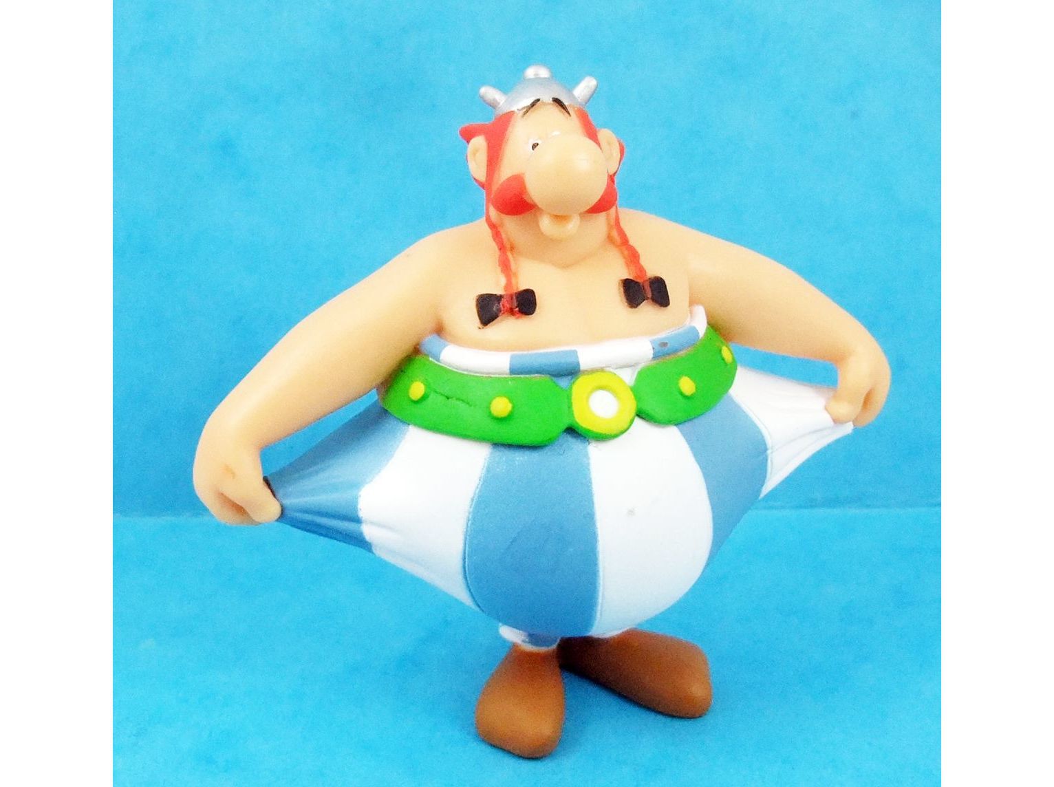 FIGURA OBELIX SEGURA AS CAL&Ccedil;AS image number 0