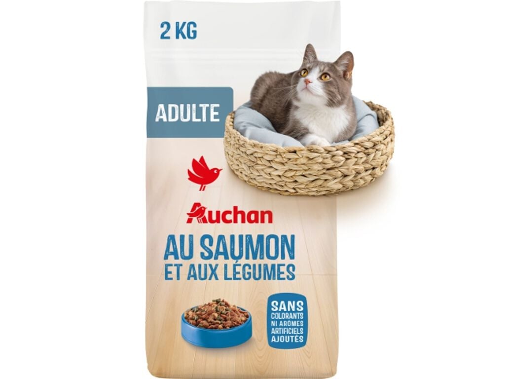 RA&Ccedil;&Atilde;O PARA GATO ADULTO AUCHAN SALM&Atilde;O E LEGUMES 2KG image number 0