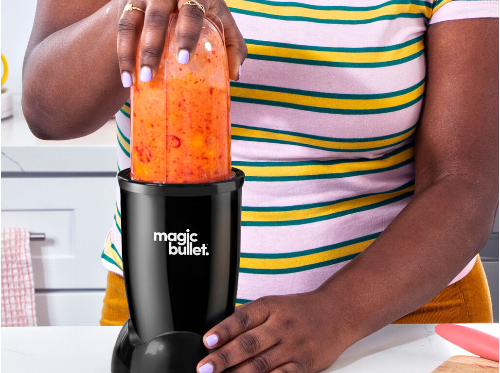 LIQUIDIFICADORA NUTRIBULLET MAGIC BULLET MBR04 PRETO image number 1