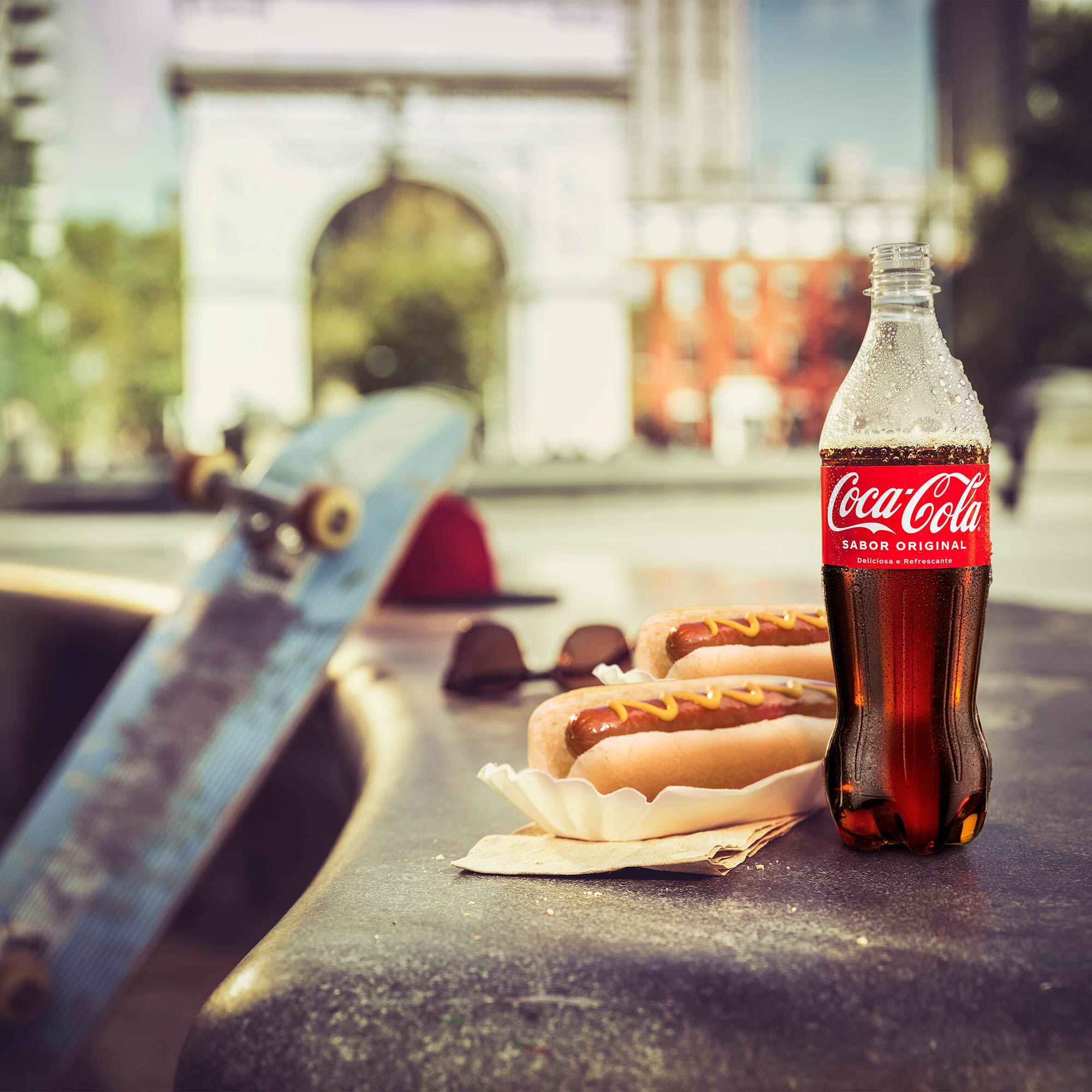 REFRIGERANTE COM G&Aacute;S COCA-COLA ORIGINAL 0.50L image number 4