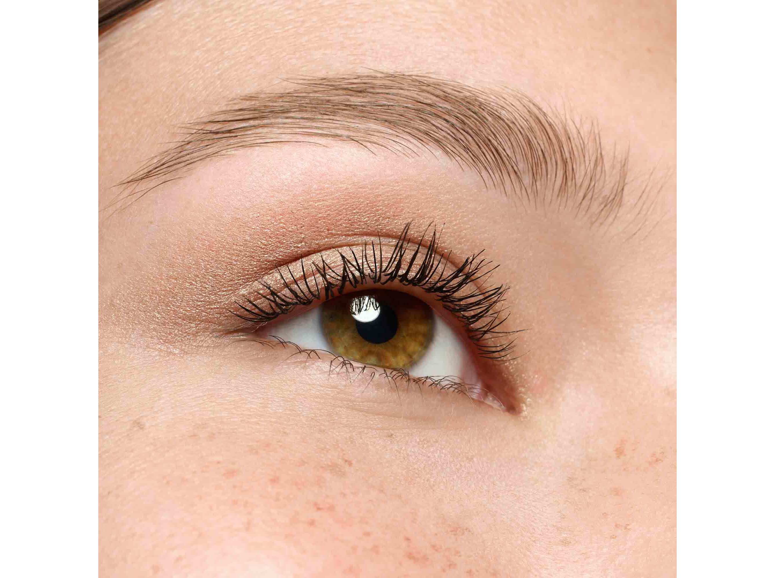 SOMBRA ESSENCE CREMOSA OYSTER 03 image number 4