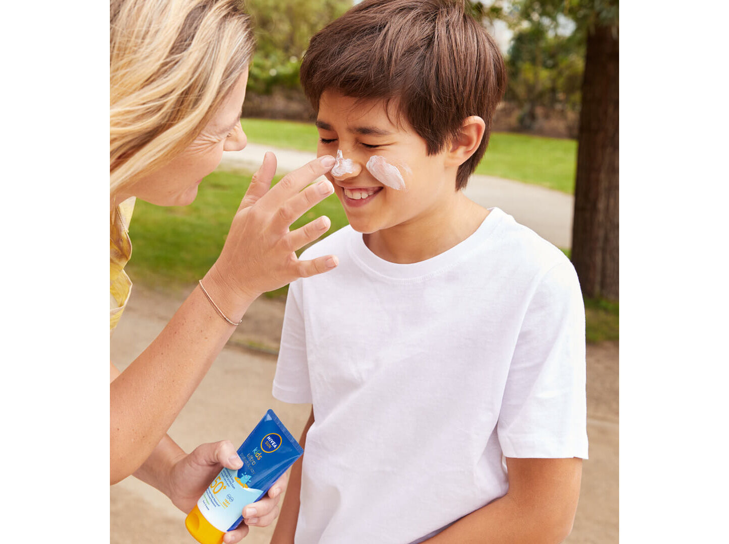 LO&Ccedil;&Atilde;O KIDS ULTRA NIVEA SUN PROTECT & PLAY FP50+ 150ML image number 2