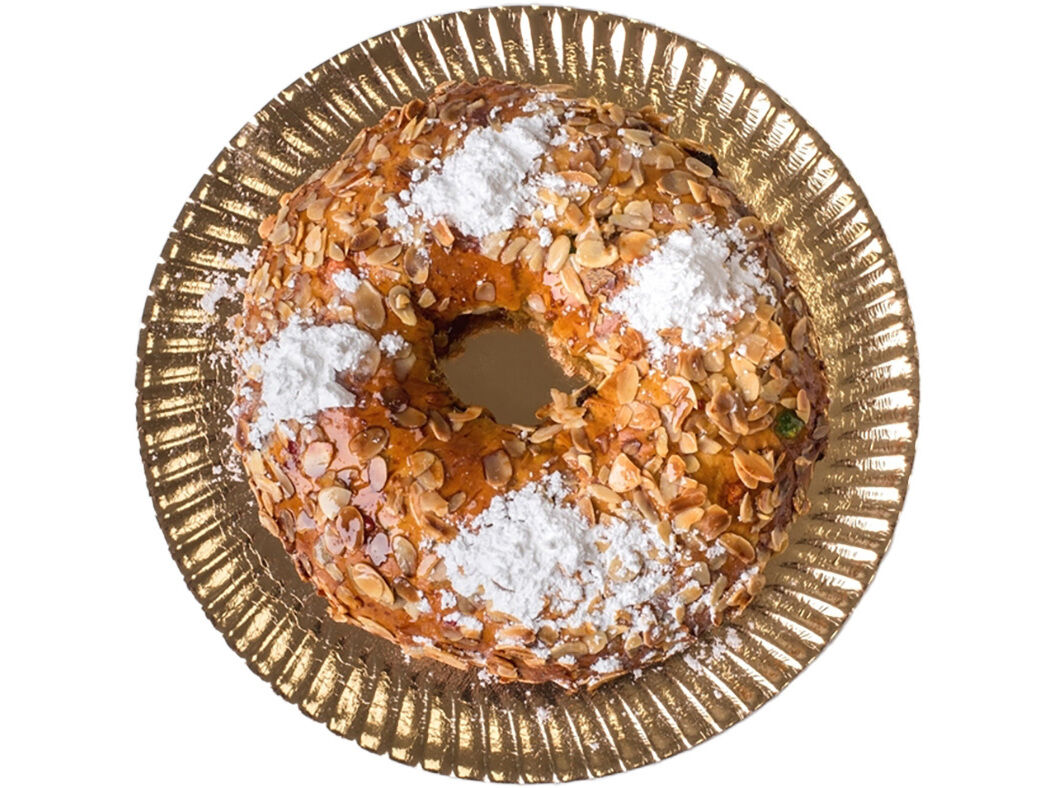 BOLO REI COM COROA AMENDOA LS KG