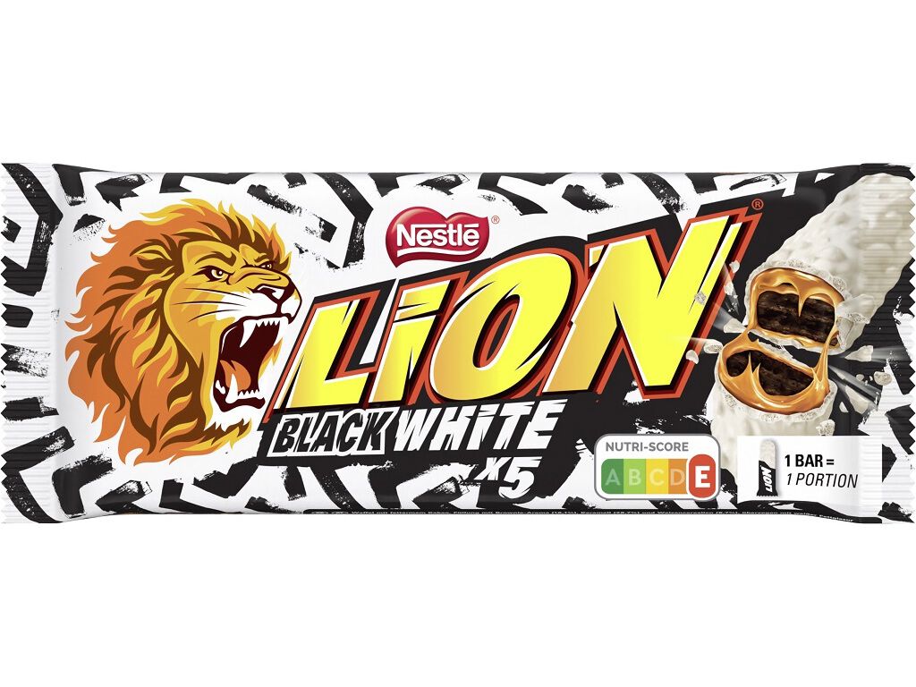 SNACK DE CHOCOLATE LION BLACK&WHITE 5X30G image number 0