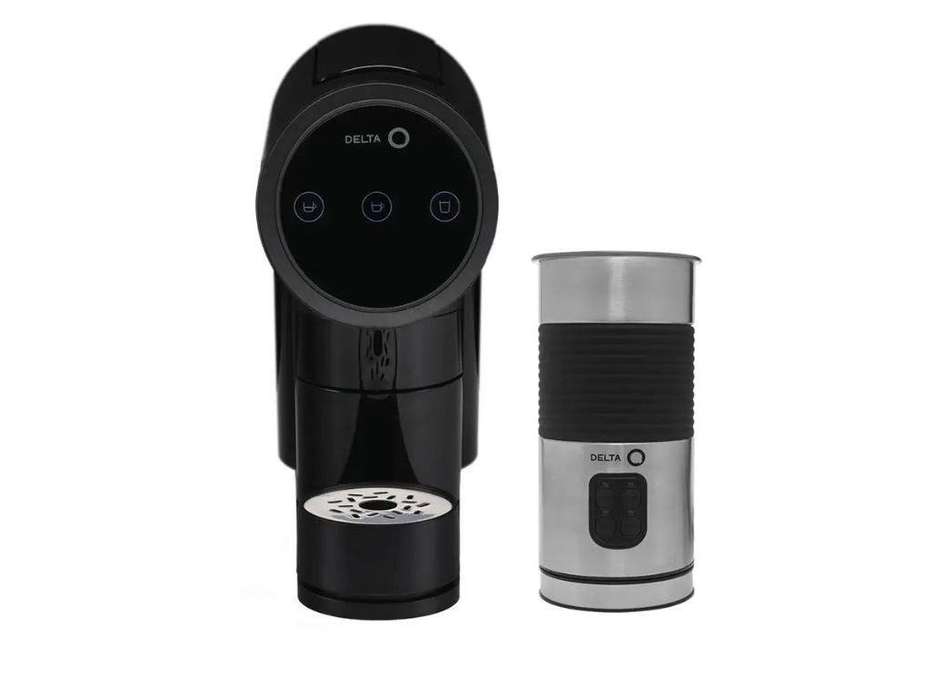 KIT M&Aacute;QUINA DE CAF&Eacute; DE C&Aacute;PSULAS DELTA Q ICONIC 1200W 19 BAR PRETA + BATEDOR DE LEITE DELTA Q image number 0