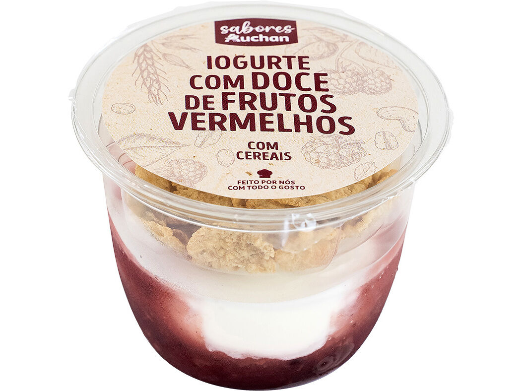 IOGURTE COM CEREAIS E DOCE DE FRUTOS VERMELHOS SABORES AUCHAN UN