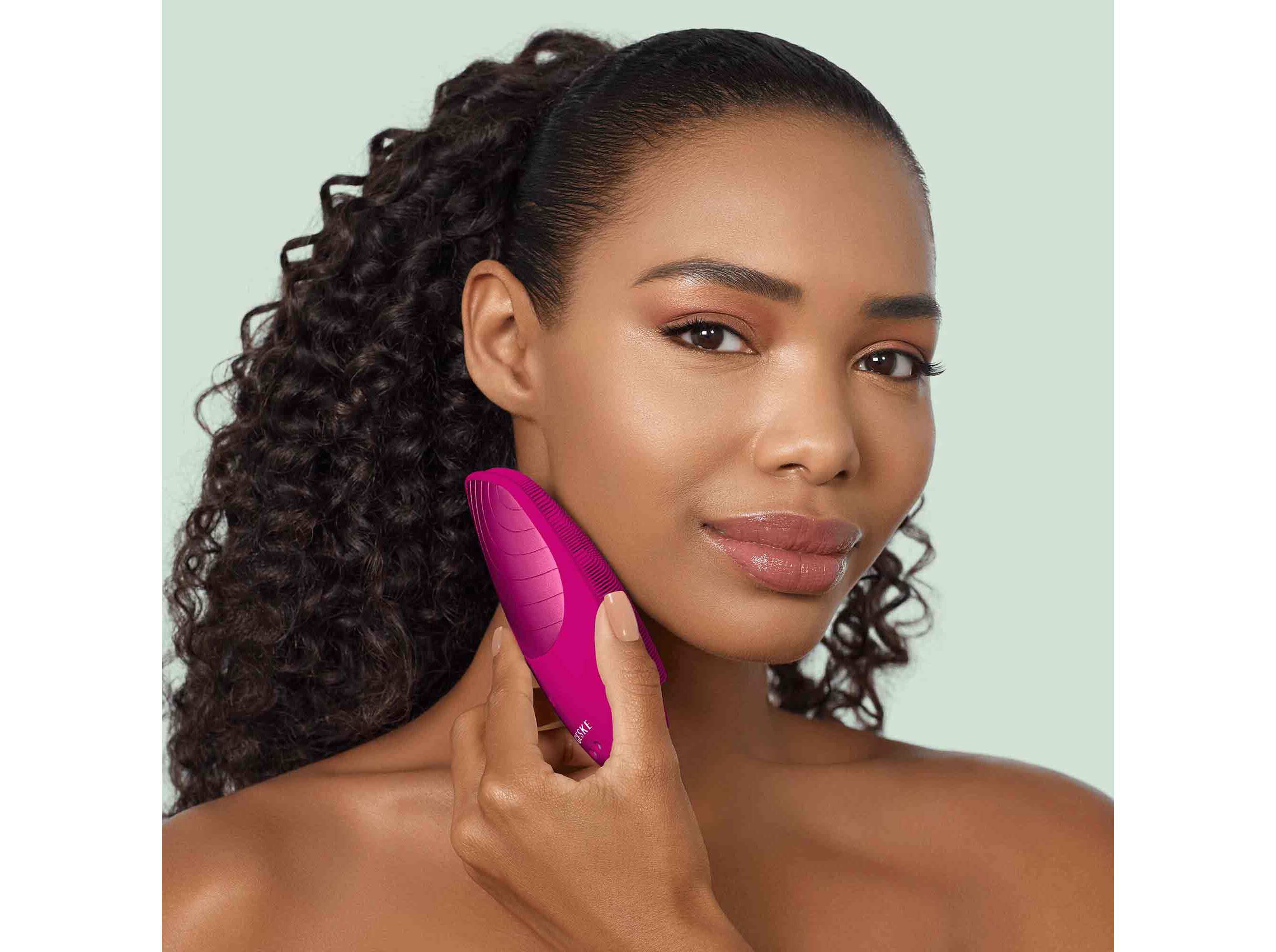 ESCOVA FACIAL GESKE THERMO 6EM1 MAGENTA image number 2