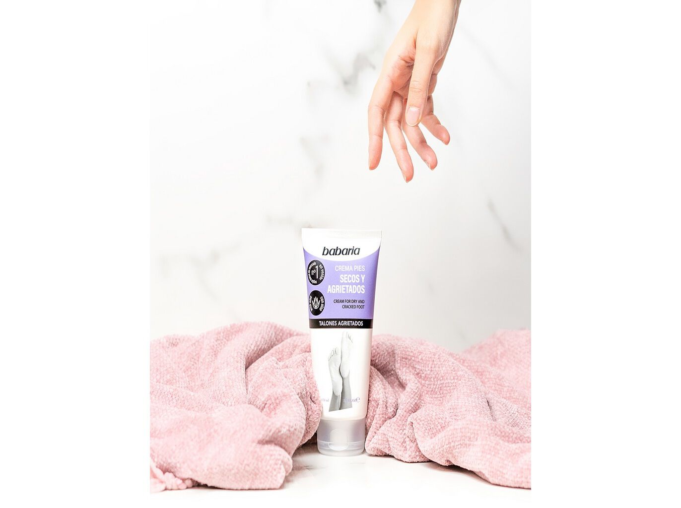 CREME DE P&Eacute;S SECOS E GRETADOS ALOE VERA BABARIA 150 ML. image number 1