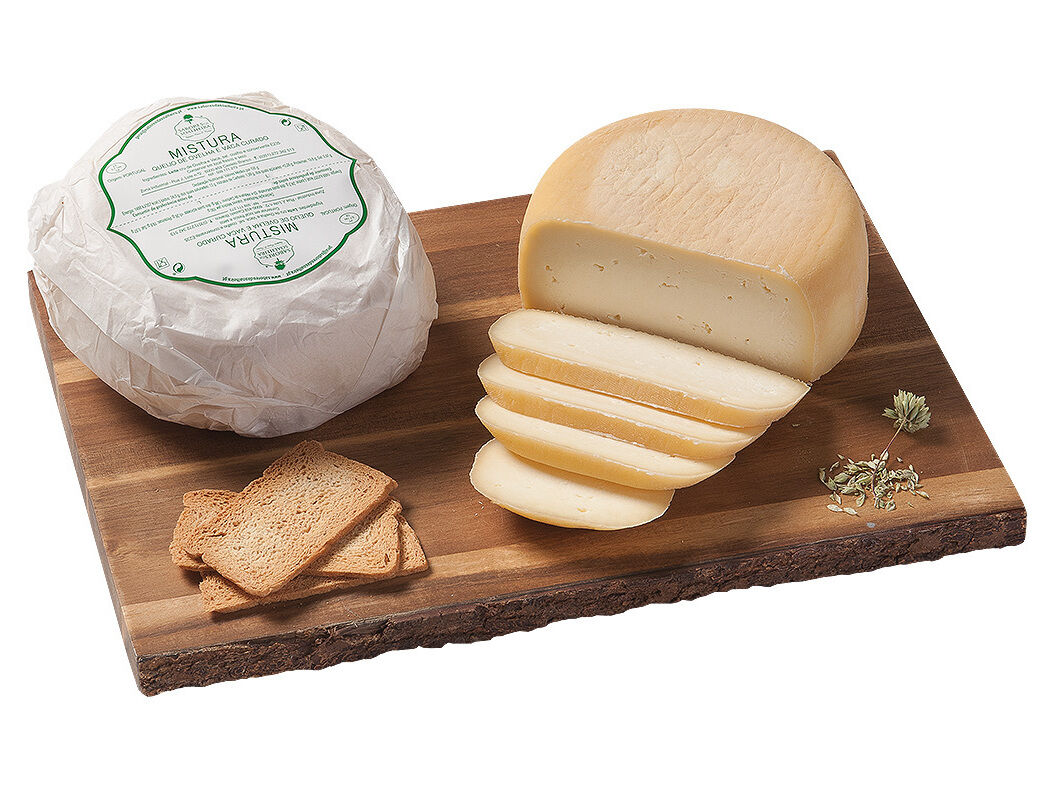 QUEIJO REGIONAL MISTURA SABORES DA SOALHEIRA KG image number 0