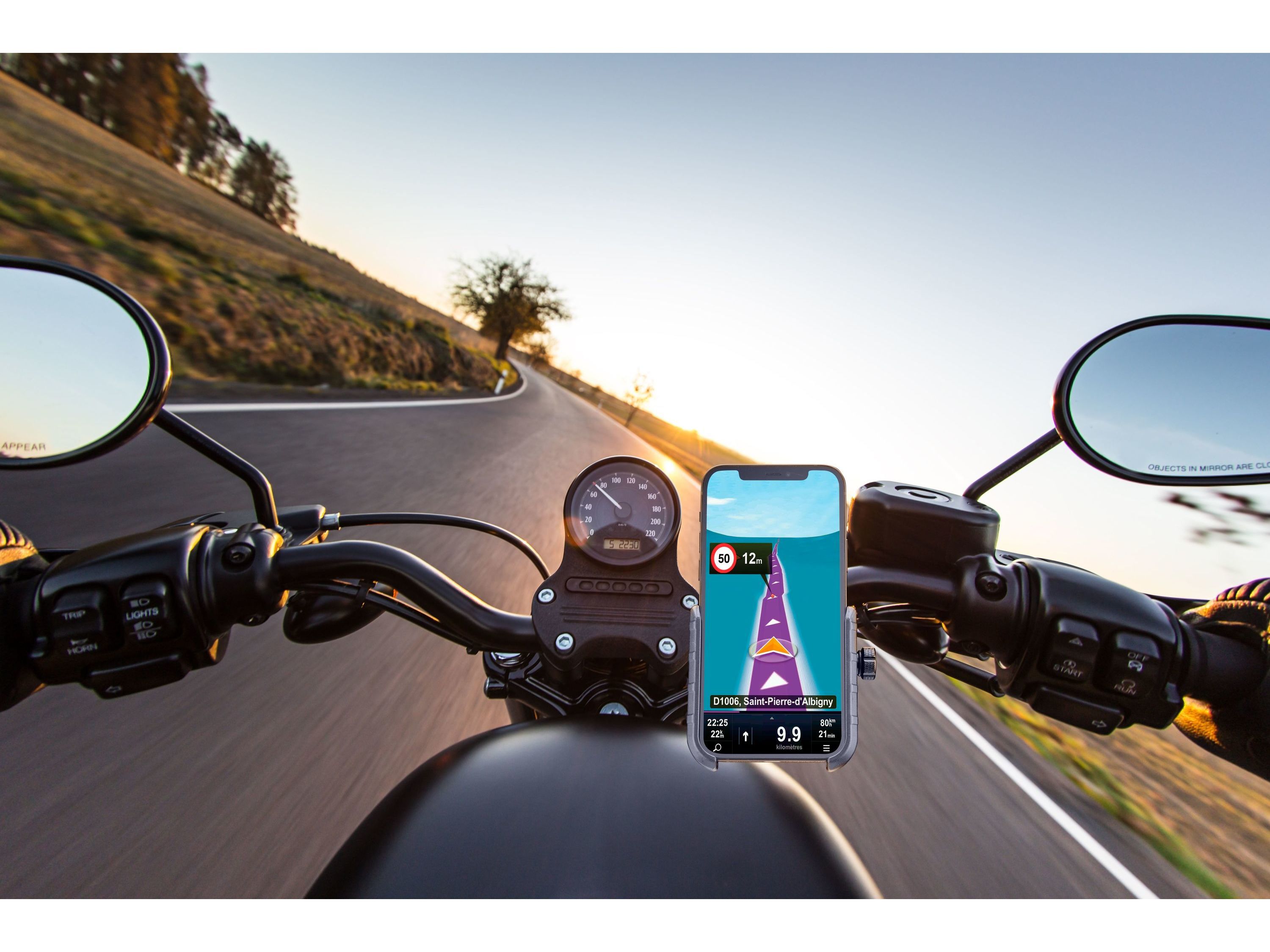 SUPORTE DE TELEM&Oacute;VEL CELLULARLINE PARA BICICLETA E MOTO image number 3