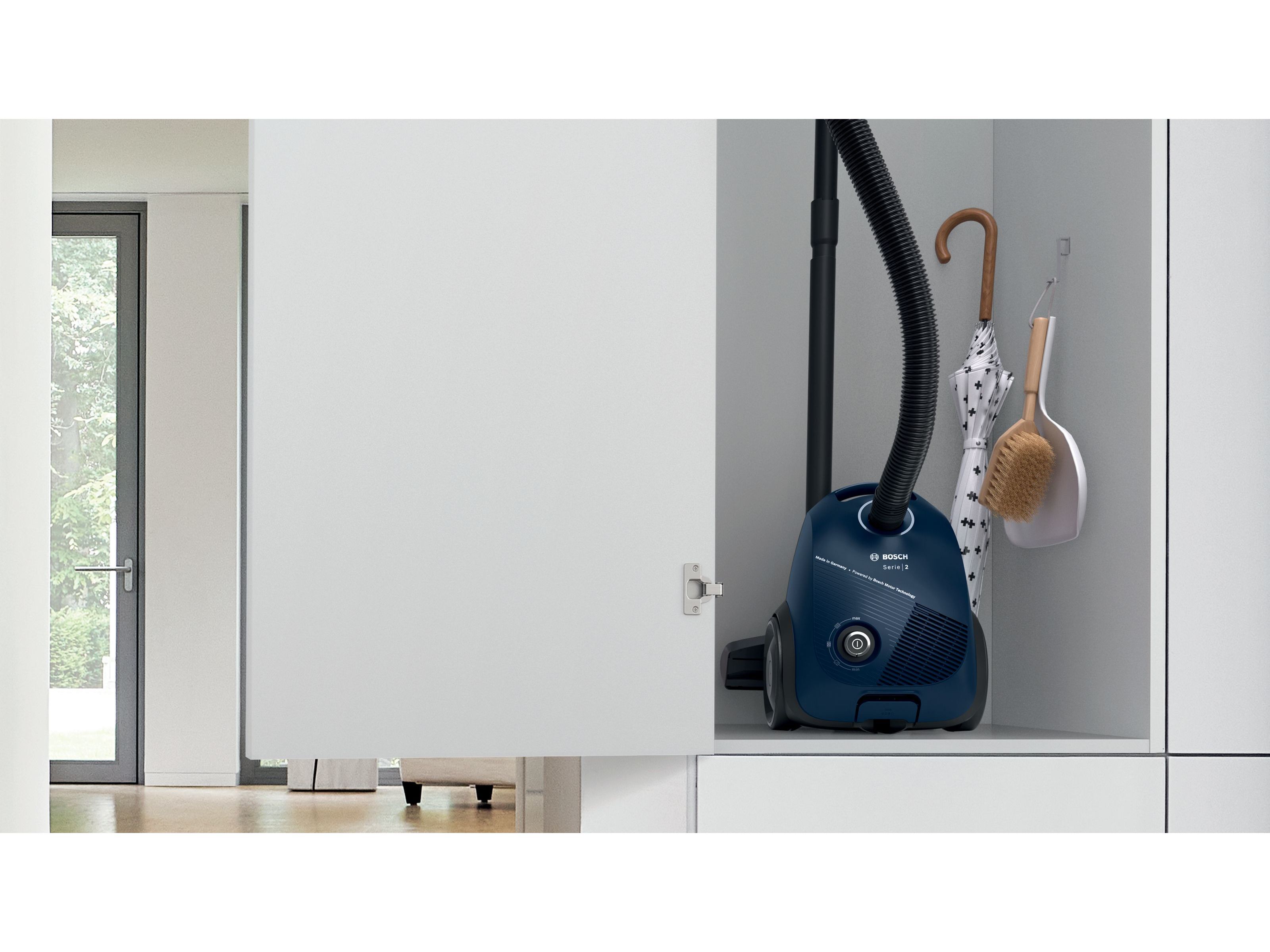 ASPIRADOR COM SACO BOSCH BGBS2BU1T SUSTENT&Aacute;VEL AZUL 850W image number 1