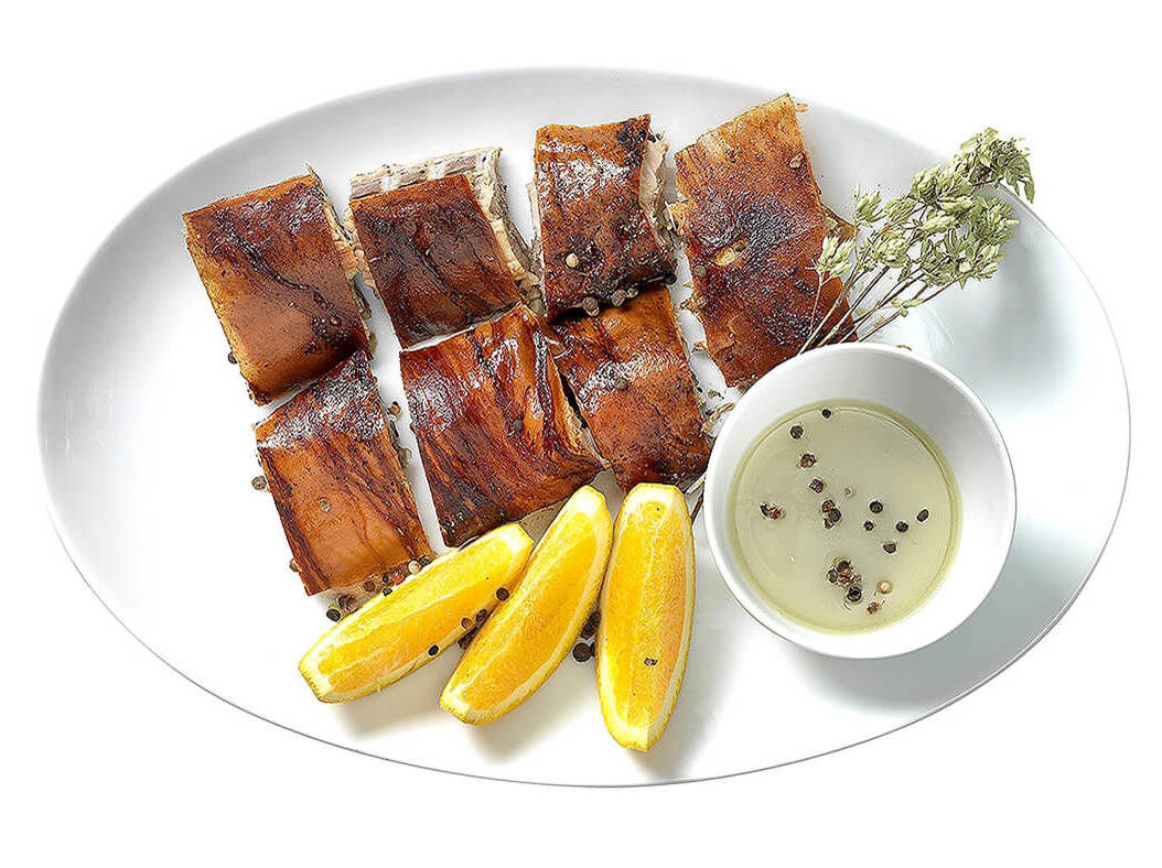 LEIT&Atilde;O ASSADO &Agrave; BAIRRADA M&Eacute;DIO PEDA&Ccedil;OS KG