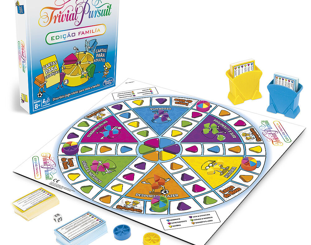 JOGO TRIVIAL PURSUIT HASBRO EDI&Ccedil;&Atilde;O FAM&Iacute;LIA