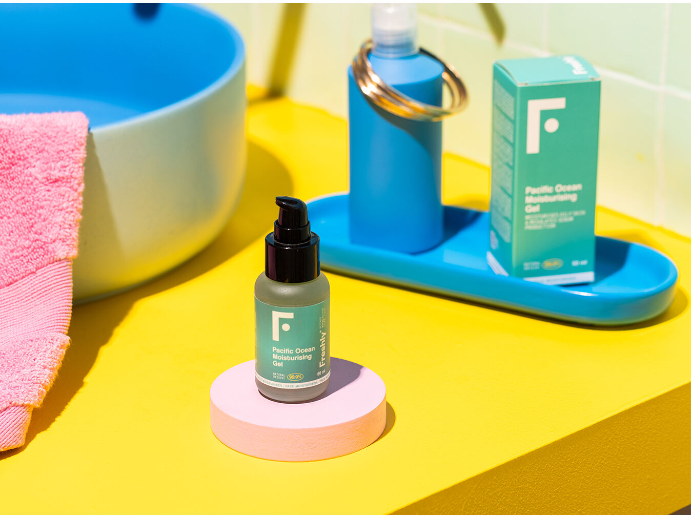 GEL HIDRATANTE FRESHLY OIL-CONTROL 50ML image number 2