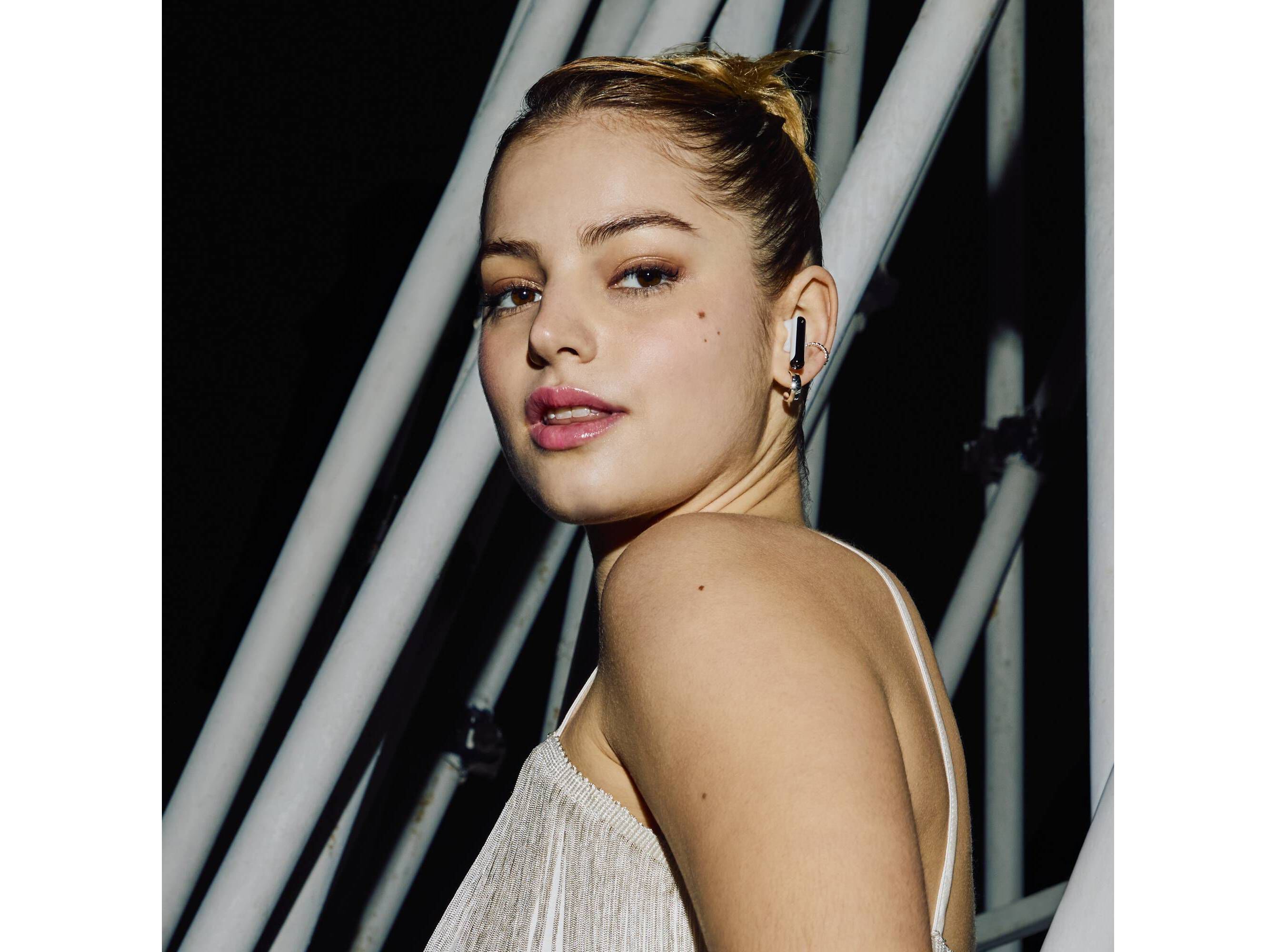 AURICULARES TWS ENERGY SISTEM SNOW STYLEBUDS BRANCO TWS image number 8