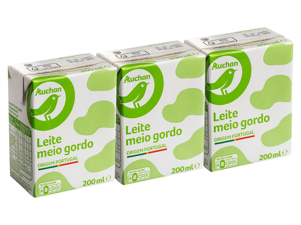 LEITE AUCHAN ESSENCIAL UHT MEIO GORDO 3X200ML image number 0