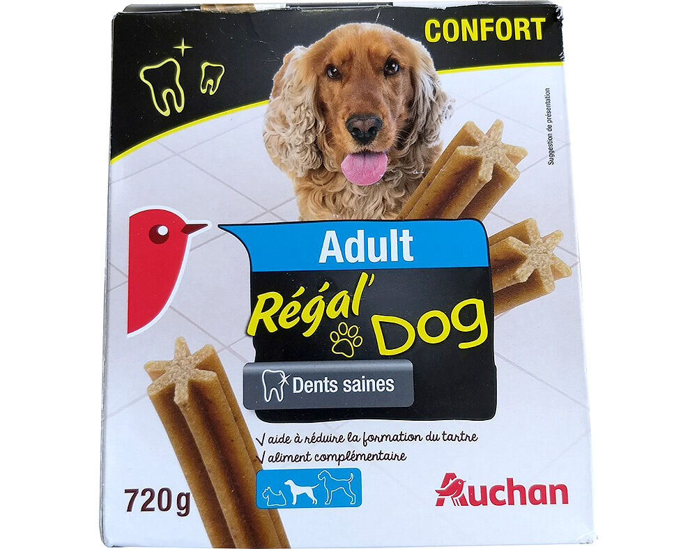 SNACKS PARA C&Atilde;O AUCHAN PORTE M&Eacute;DIO ADULTO R&Eacute;GAL' DOG DENTAL 720G