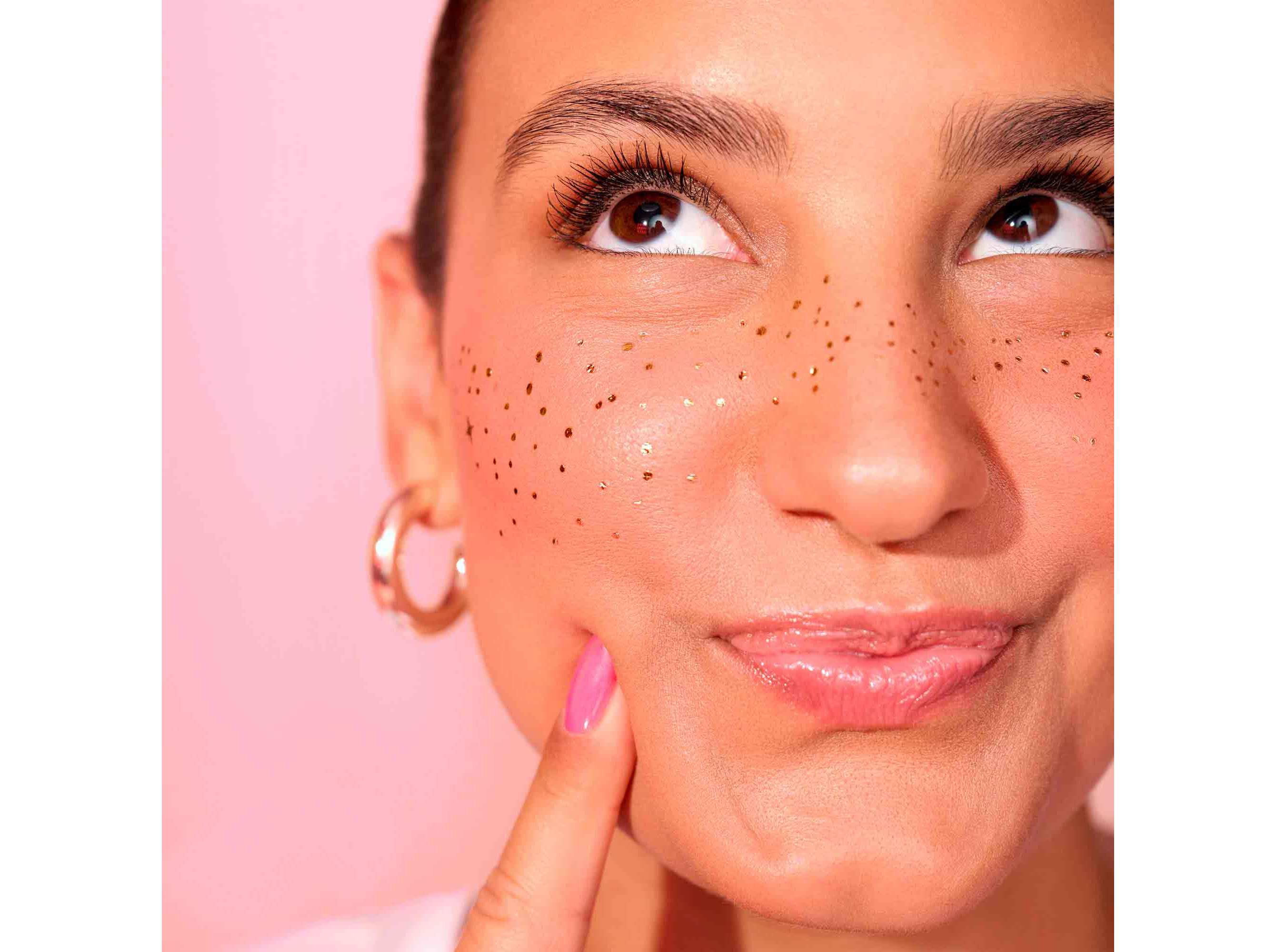 STICKER ESSENCE FRECKLE TATTOOS 01 image number 2