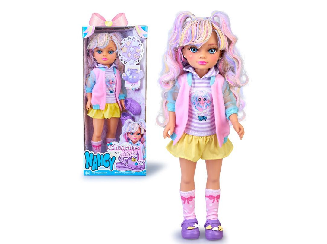 BONECA NANCY CHARMS IN STYLE image number 0