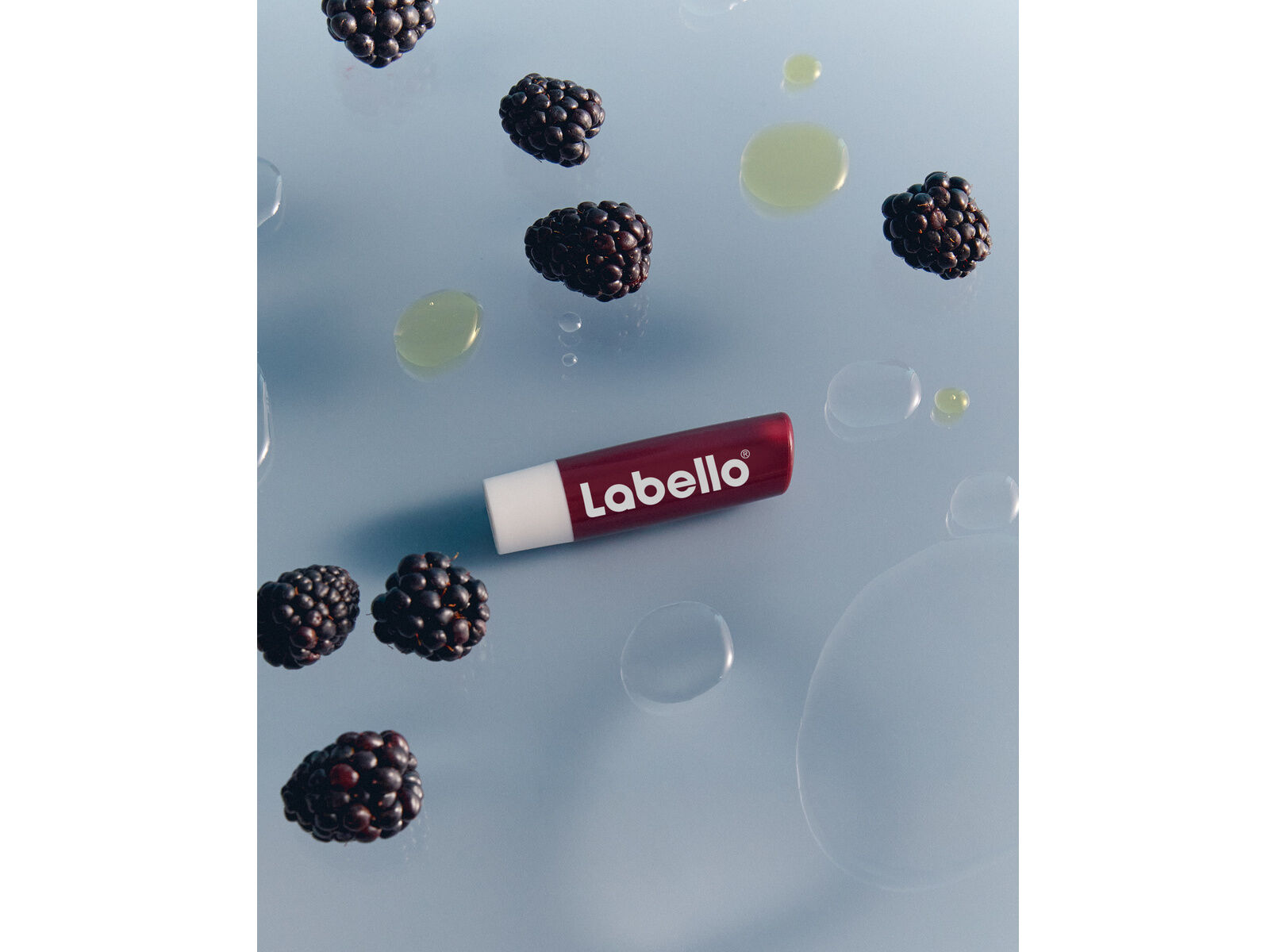 BATOM CUIDADO DOS L&Aacute;BIOS FRUTADO BLACKBERRY SHINE LABELLO 1 UN image number 2