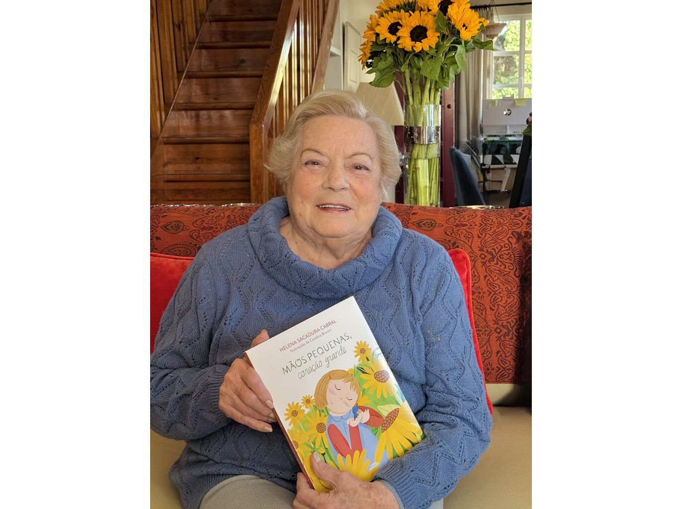 LIVRO M&Atilde;OS PEQUENAS CORA&Ccedil;&Atilde;O GRANDE DE HELENA S. CABRAL image number 1