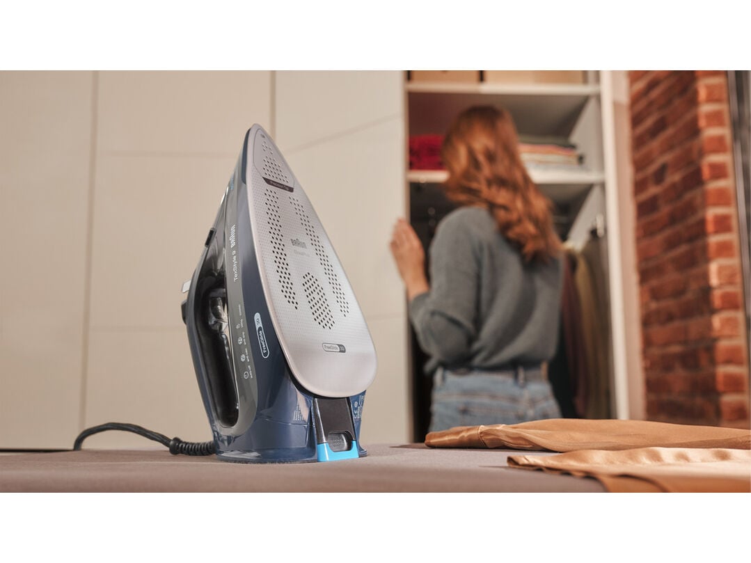 FERRO A VAPOR BRAUN SI9682DB 3200 W image number 6