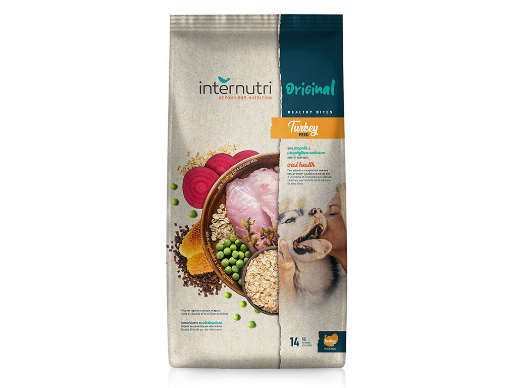 RA&Ccedil;&Atilde;O C&Atilde;O INTERNUTRI SA&Uacute;DE ORAL PERU 14KG