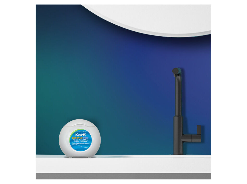 FIO DENT&Aacute;RIO ORAL B ESSENCIAL FLOSS 50M image number 4