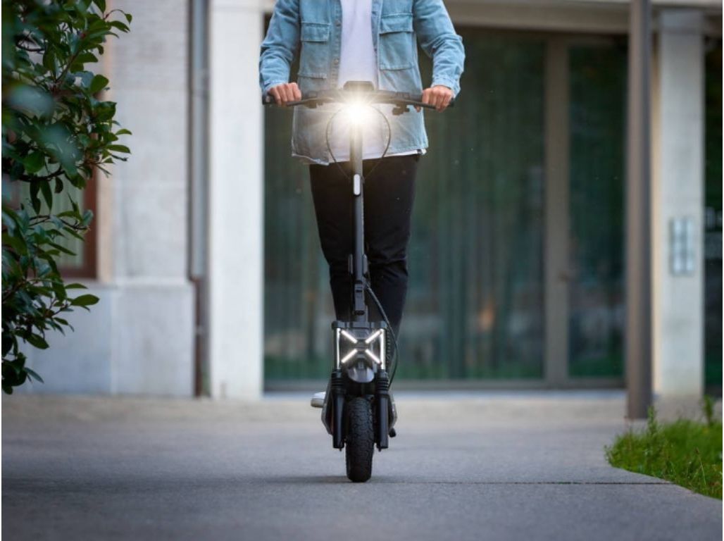 TROTINETE EL&Eacute;TRICA SEGWAY ZT3 PRO E image number 6