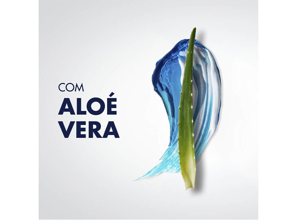 ESPUMA DE BARBEAR SERIES PELE SENSIVEL COM ALO&Eacute; VERA GILLETTE 250 ML image number 4