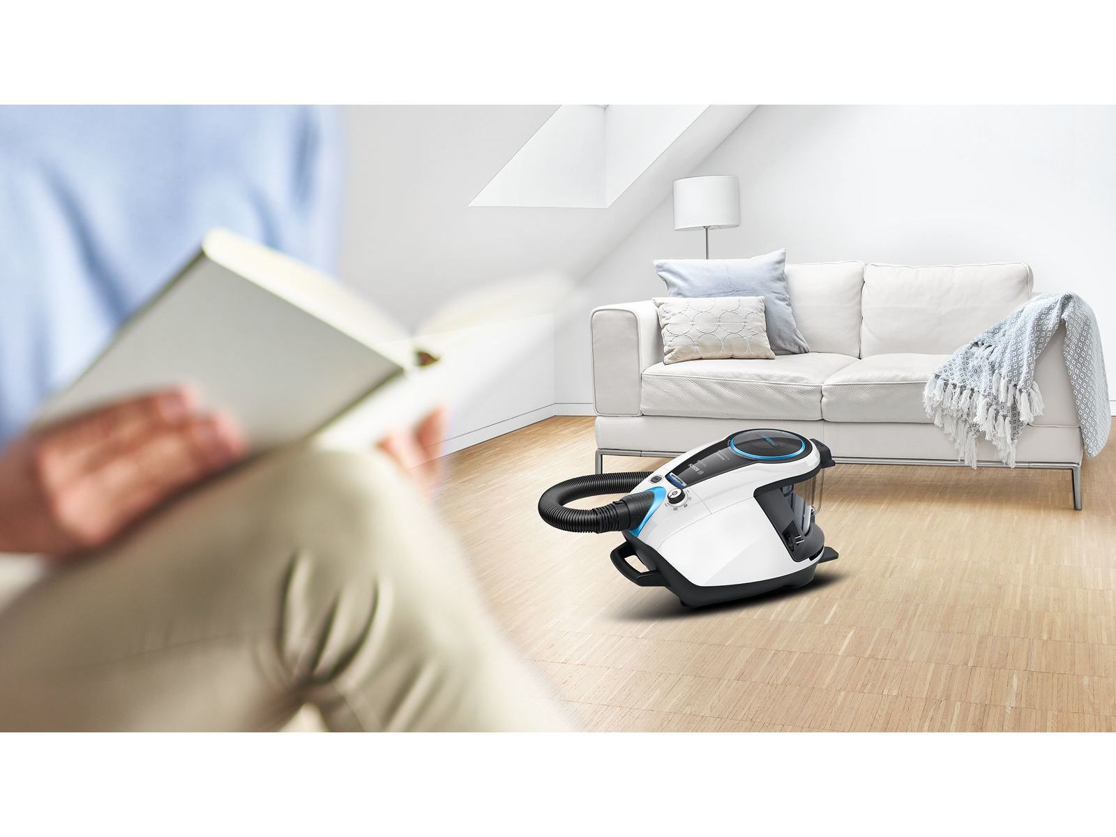 ASPIRADOR SEM SACO BOSCH BGS7SIL1 BRANCO 650 W image number 2