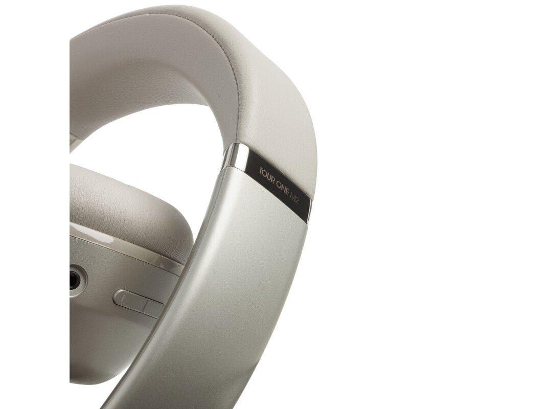 AUSCULTADORES SEM FIO JBL TOUR ONE M2 CHAMPAGNE image number 9