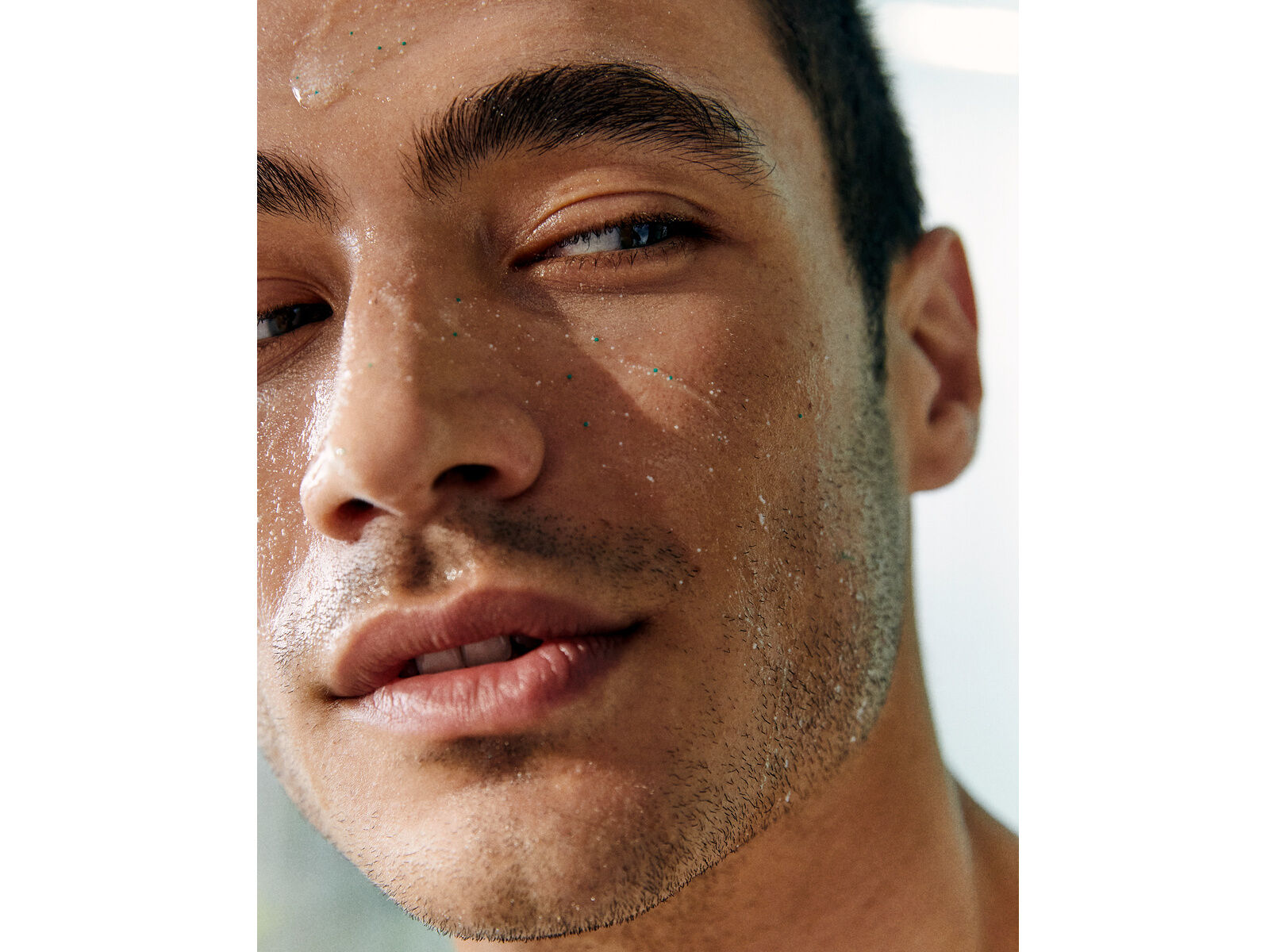 EXFOLIANTE NIVEA DERMA SKIN CLEAR 150 ML image number 4