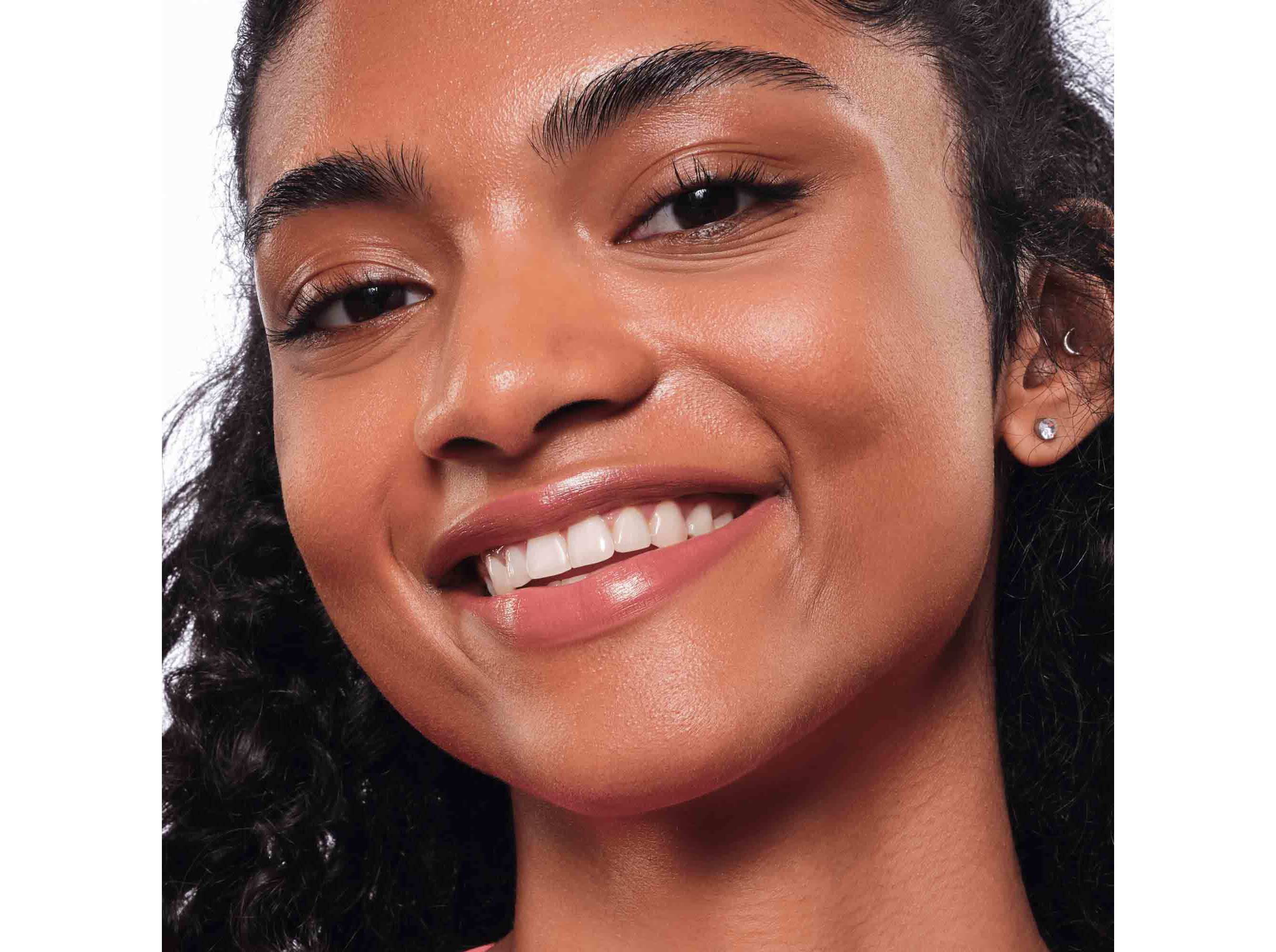 LIPSTICK ESSENCE SATIN GLOW 01 image number 3