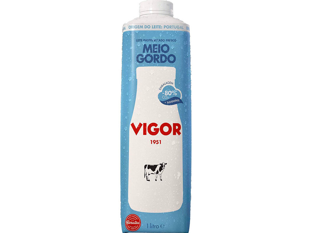 LEITE VIGOR PASTEURIZADO ESPECIAL MEIO GORDO 1L image number 0