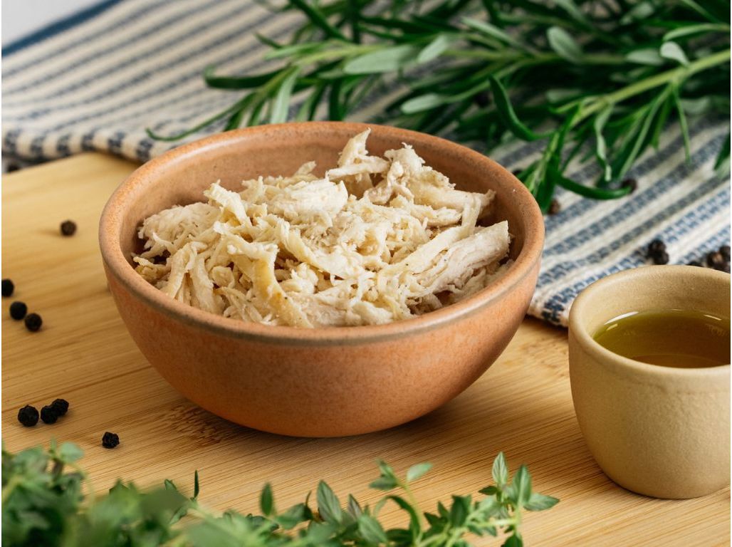 FRANGO ASSADO DESFIADO SABORES AUCHAN 100 G image number 2