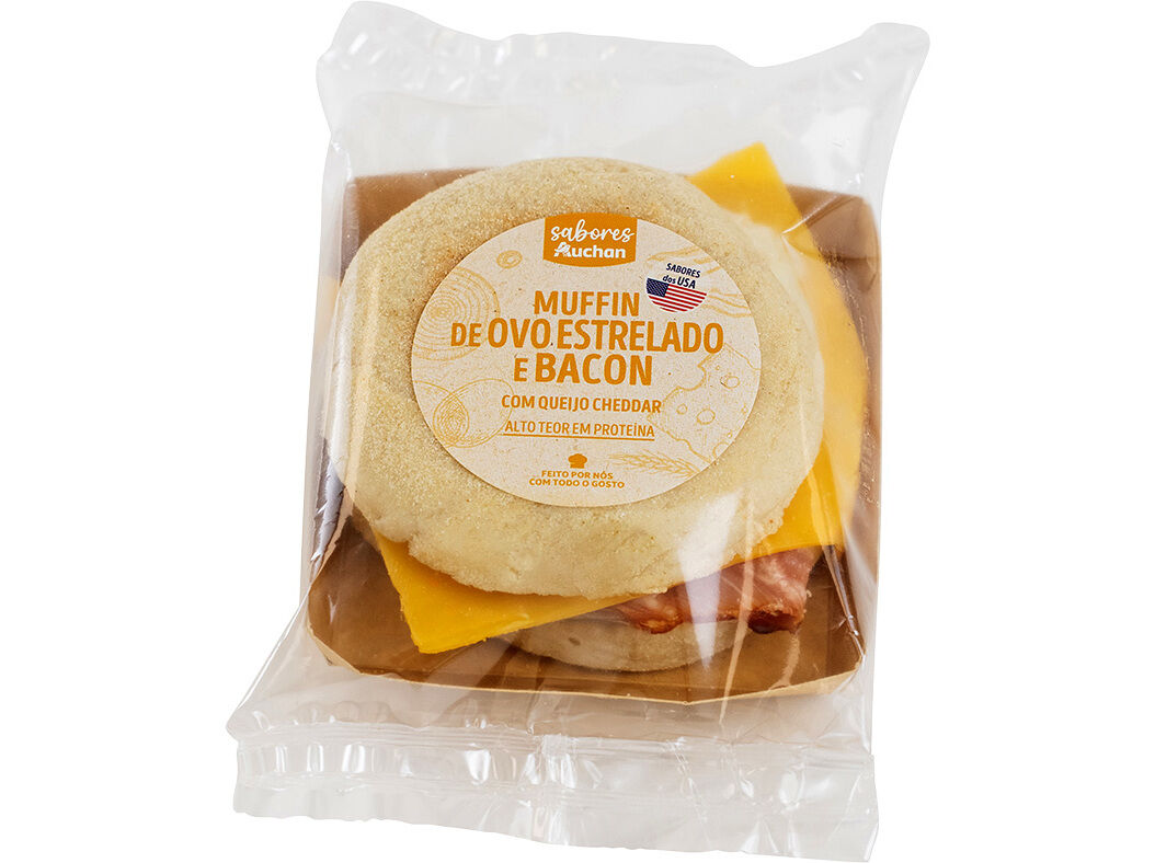 MUFFIN COM OVO ESTRELADO E BACON SABORES AUCHAN UN