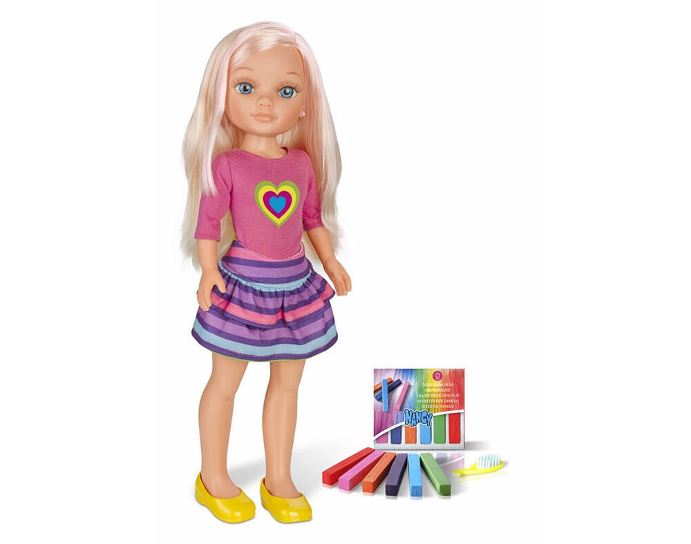 BONECA NANCY UM DIA A FAZER MADEIXAS