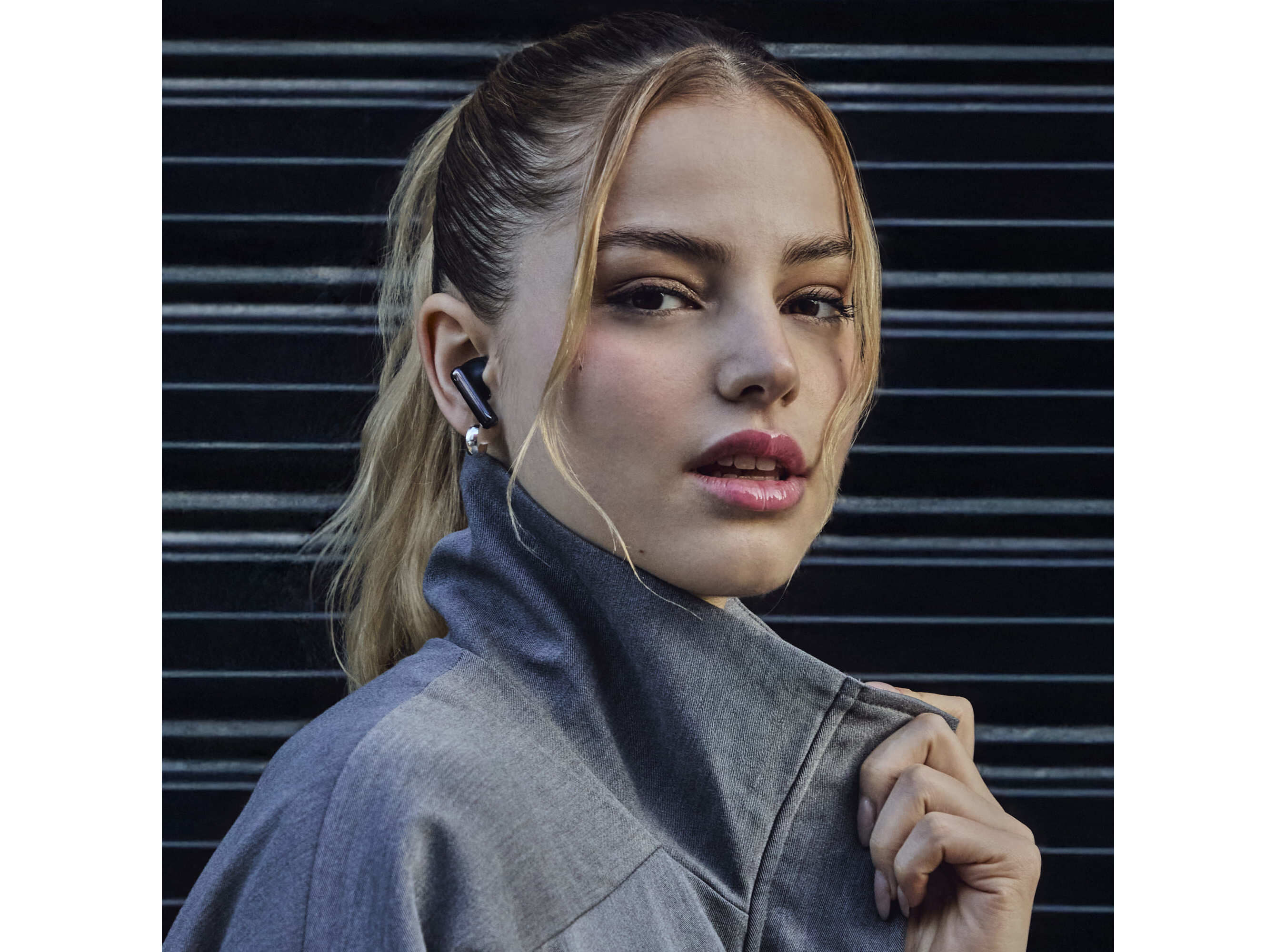 AURICULARES TWS ENERGY SISTEM SPACE STYLEBUDS PRETO TWS image number 6