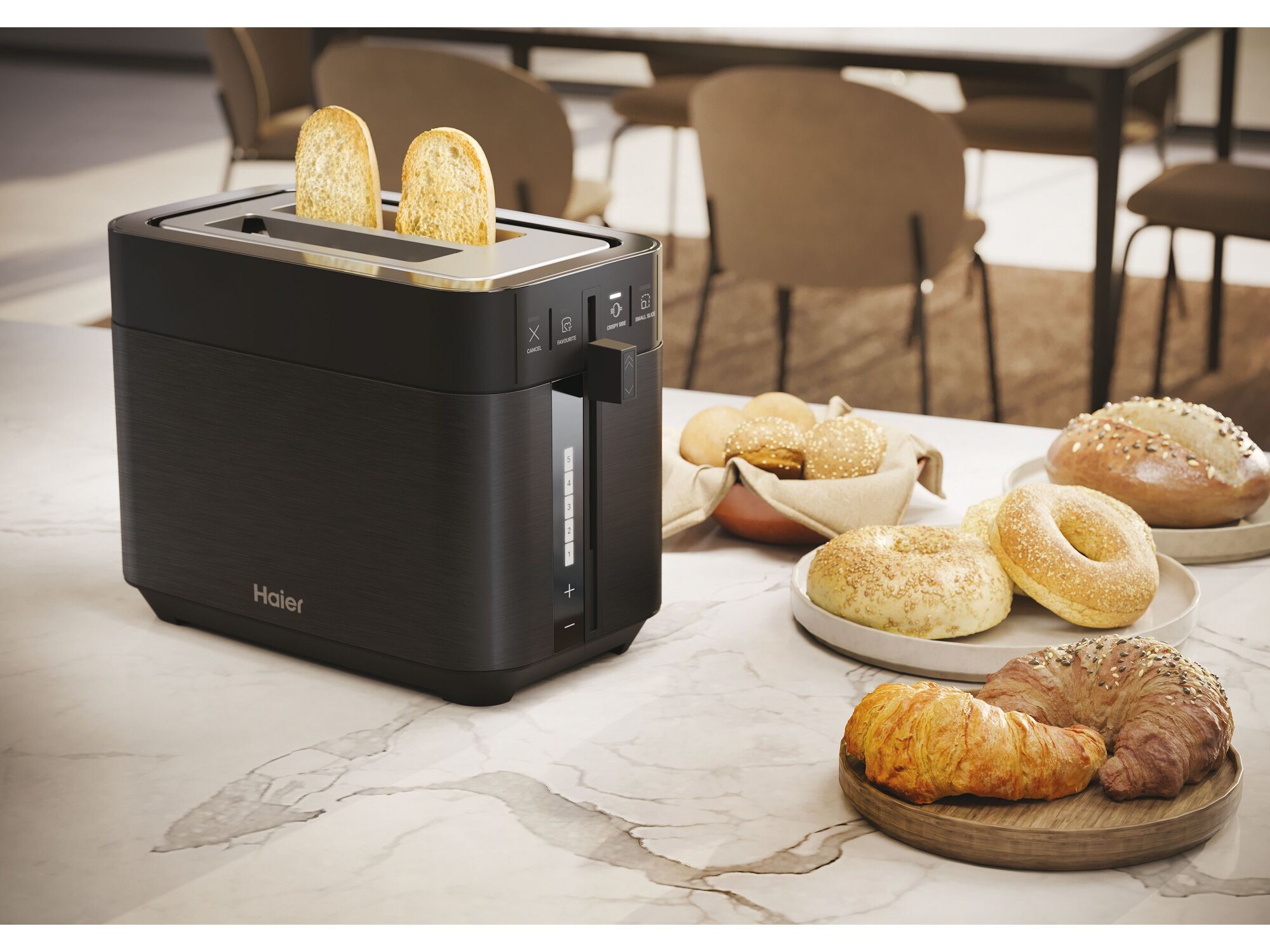 TORRADEIRA 2 FENDAS HAIER HTO5A3 011 S&Eacute;RIE 5 1150 W image number 8