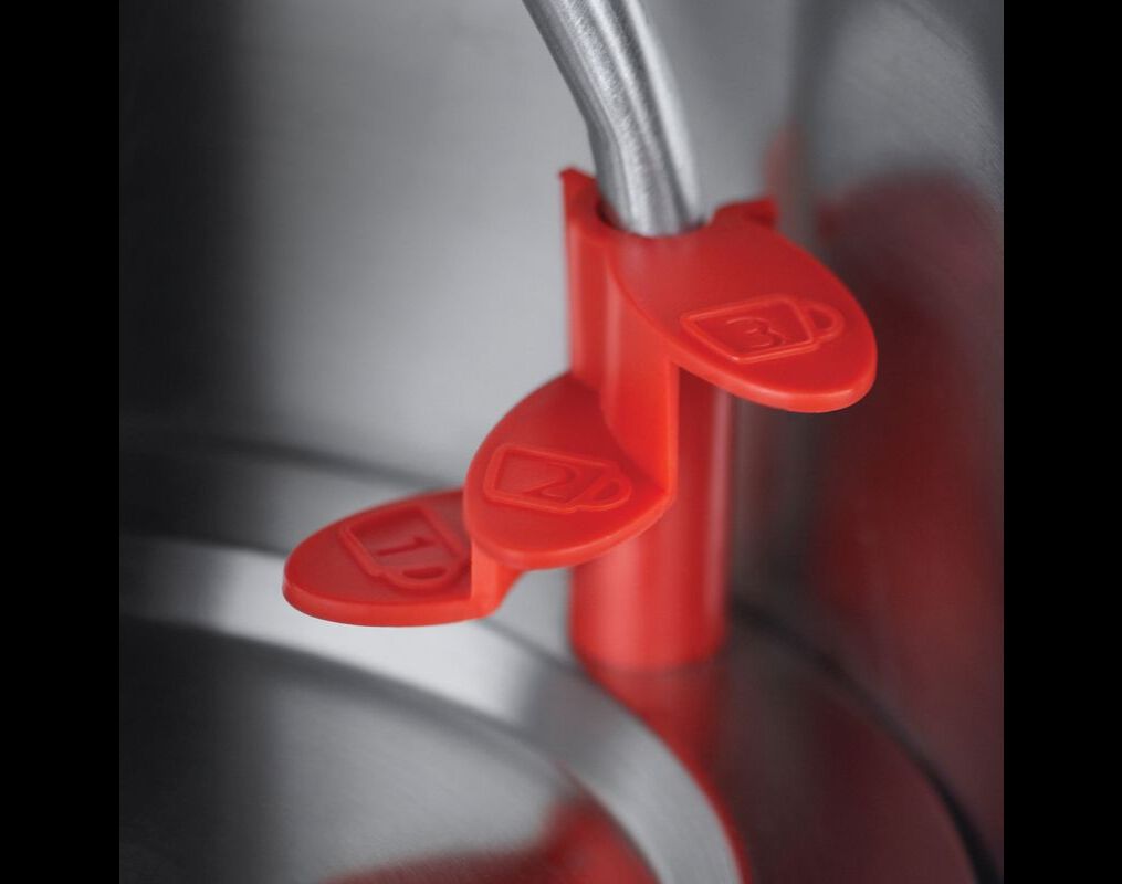 JARRO EL&Eacute;TRICO RUSSELL HOBBS 23912-70 ADVENTURE INOX image number 2