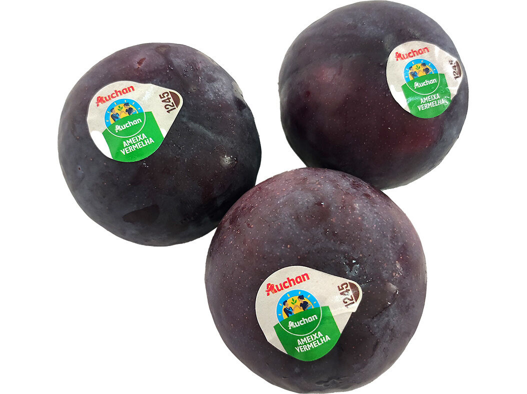 AMEIXA VERMELHA AUCHAN CULTIVAMOS O BOM KG image number 0