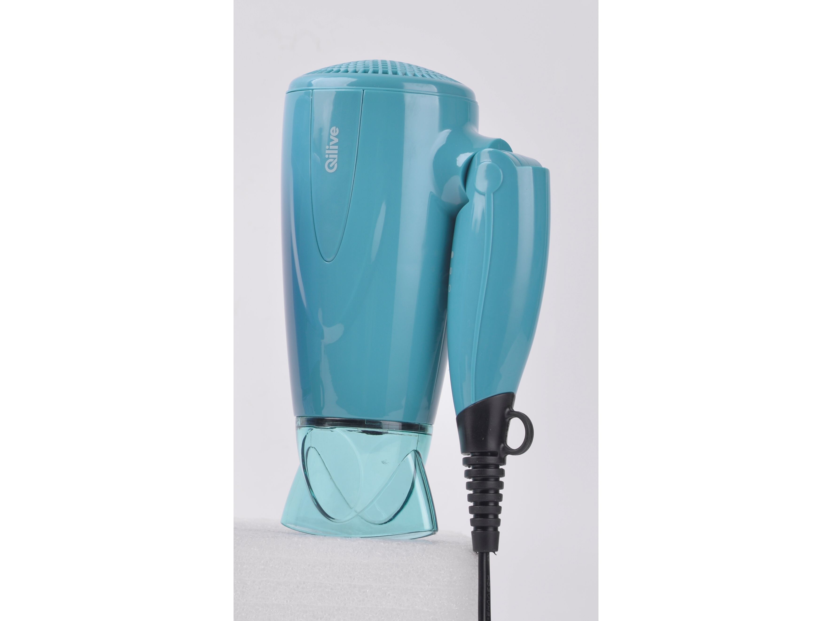 SECADOR VIAGEM QILIVE 600136708 VERDE 1300W image number 1